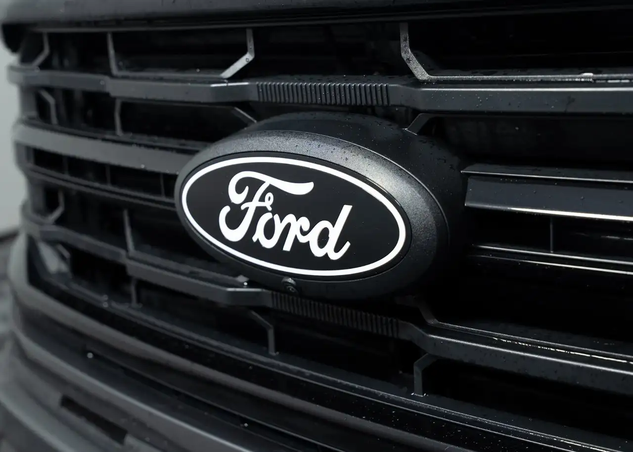 Ford F-150 - Image 11