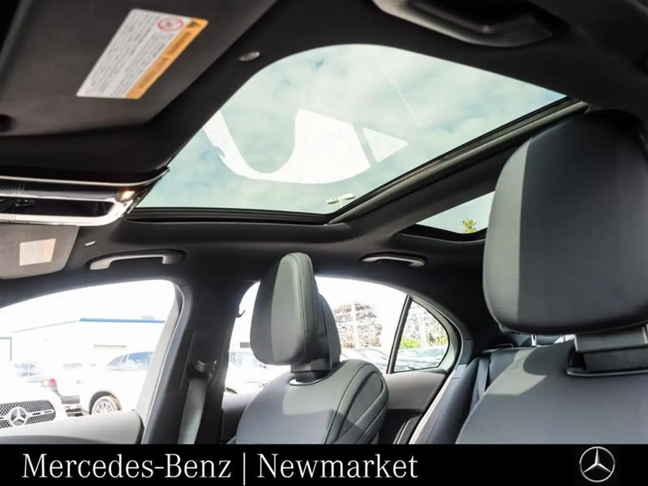 Mercedes-Benz C-Class - Image 10