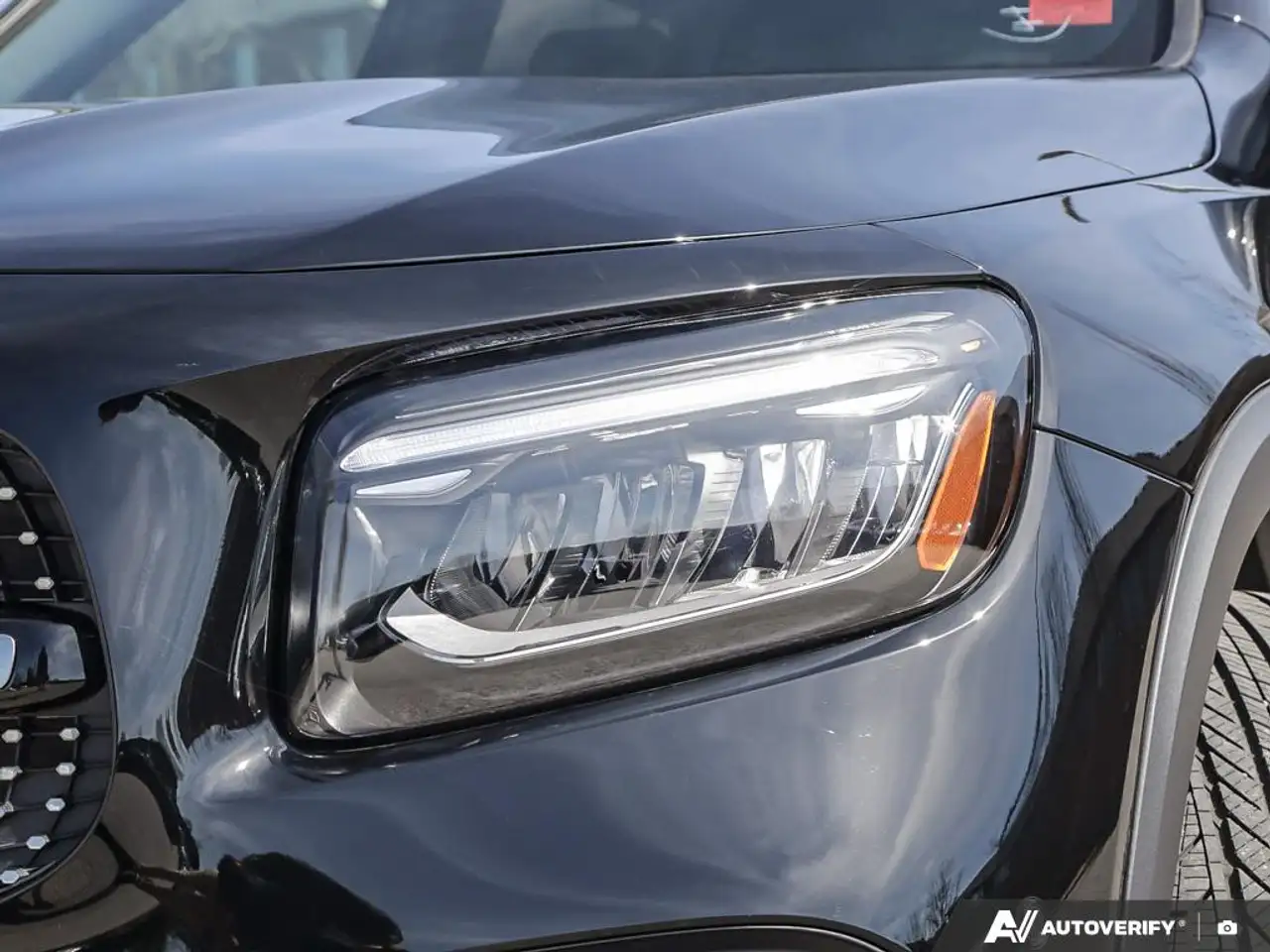 Mercedes-Benz GLB - Image 9