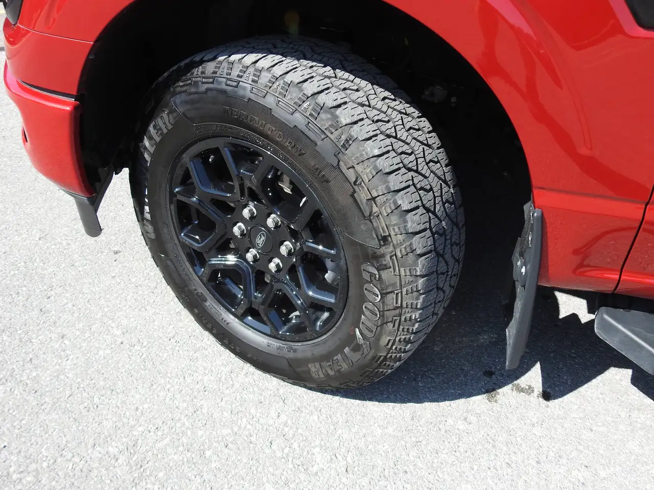 Ford F-150 - Image 2
