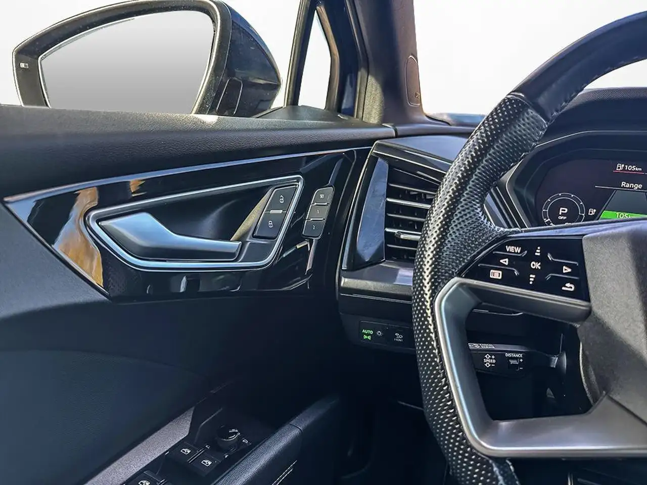 Audi Q4 e-tron - Image 21