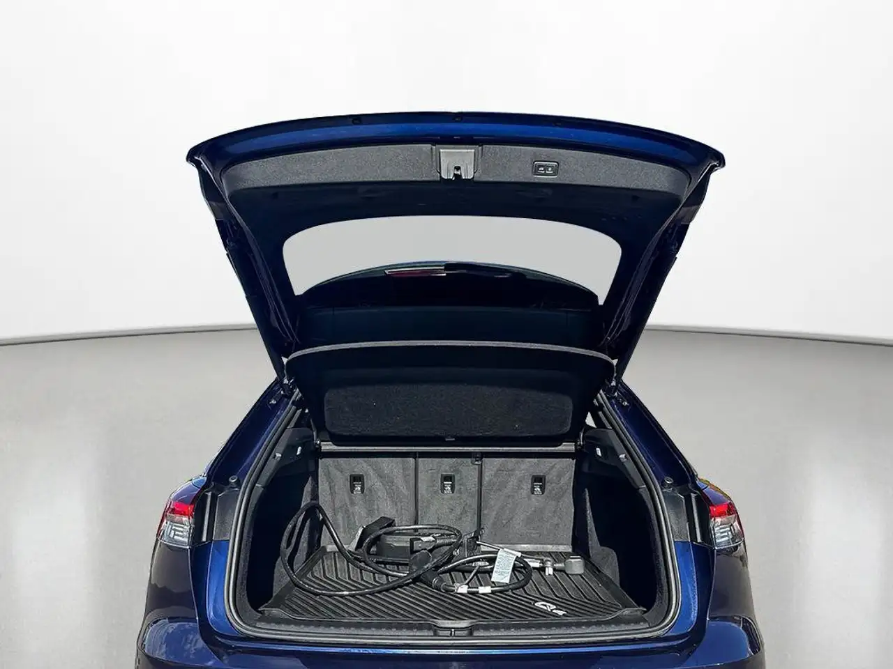 Audi Q4 e-tron - Image 16