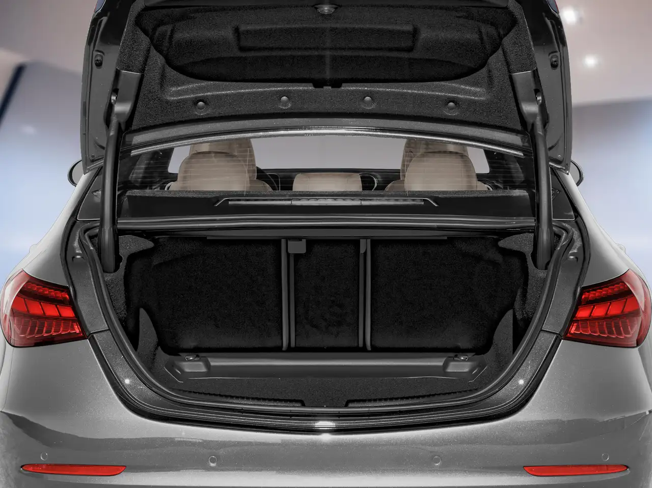 Mercedes-Benz C-Class - Image 7