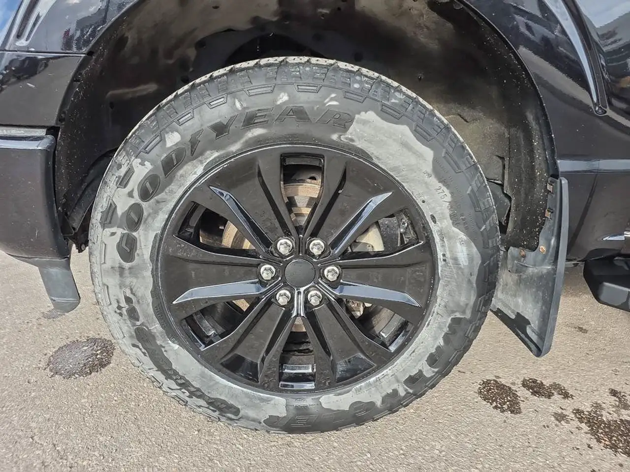 Ford F-150 - Image 18