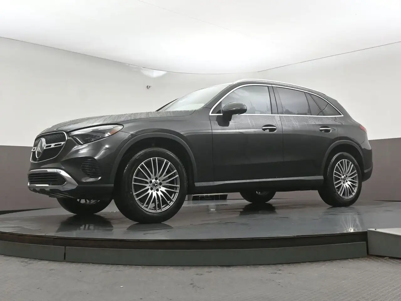 Mercedes-Benz GLC - Image 48