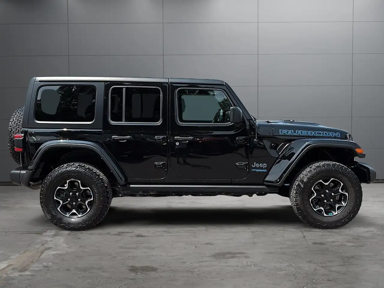 Jeep Wrangler - Image 10