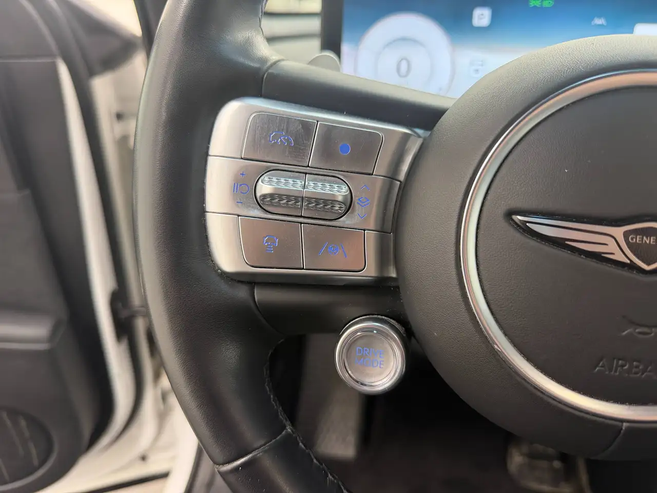 Genesis GV60 - Image 20