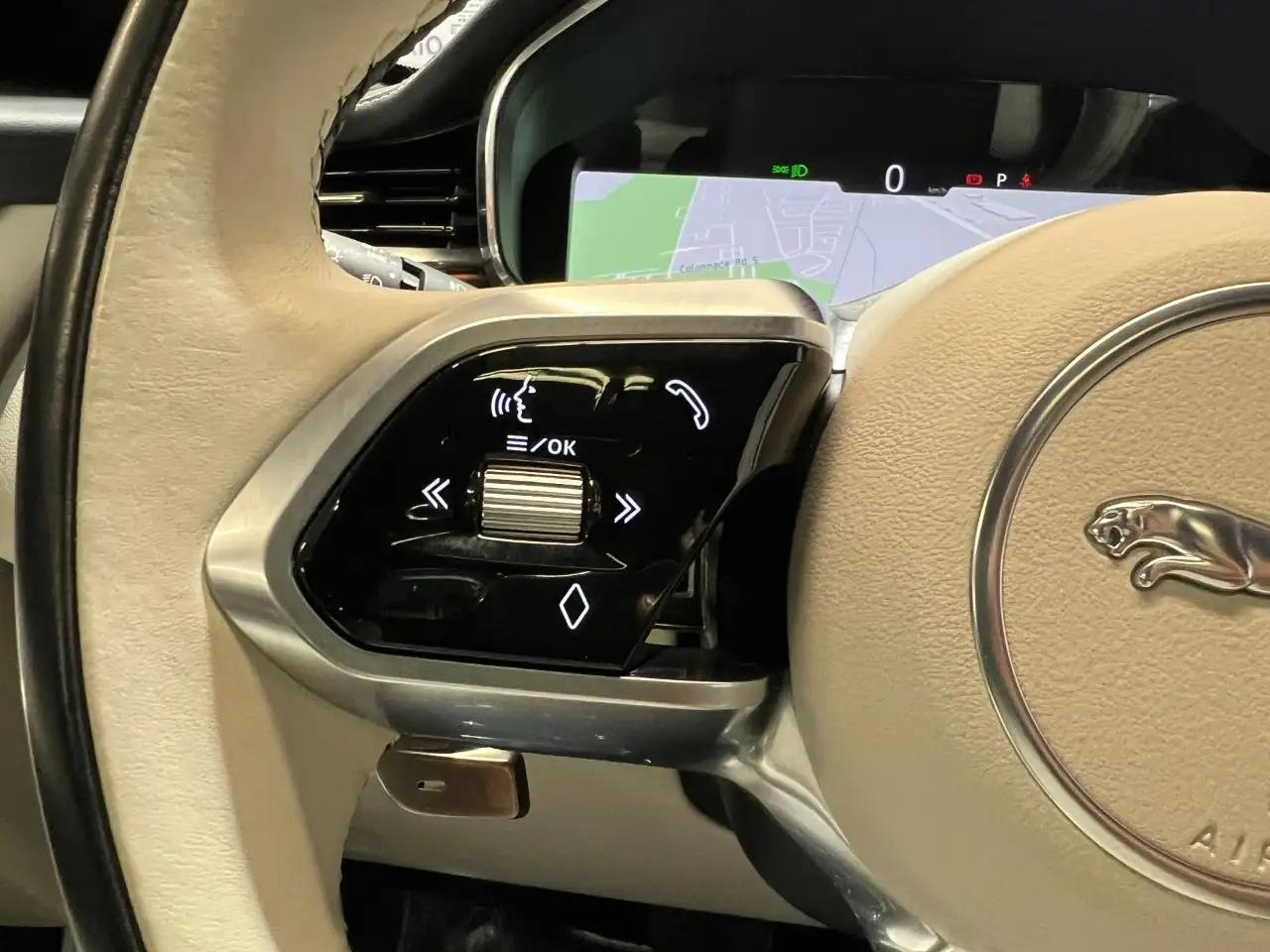 Jaguar F-Pace - Image 19