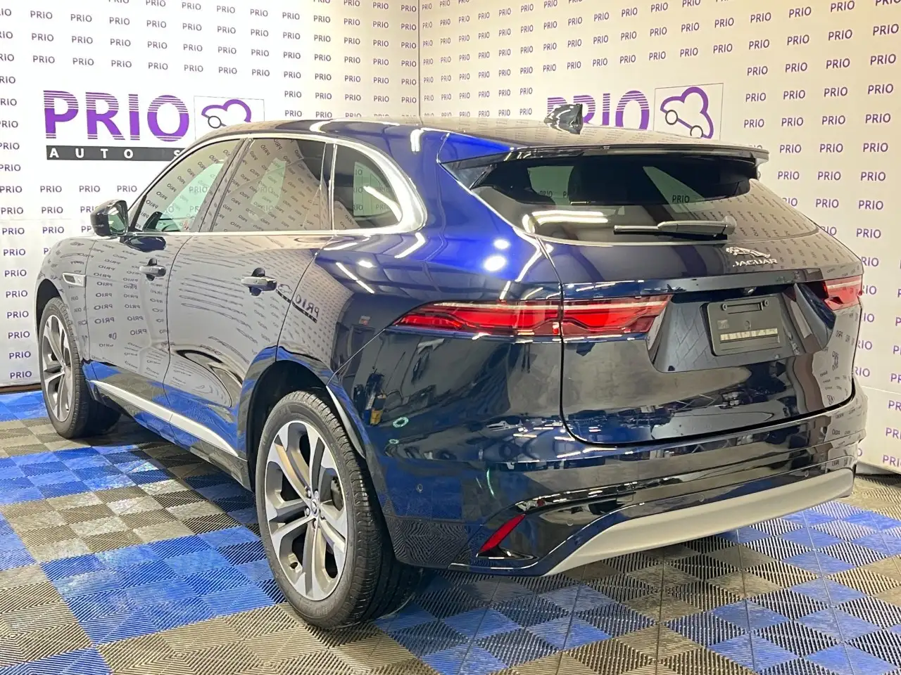 Jaguar F-Pace - Image 3