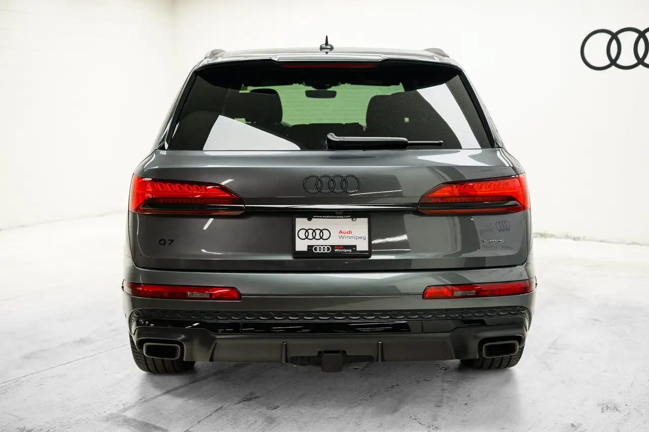 Audi Q7 - Image 7