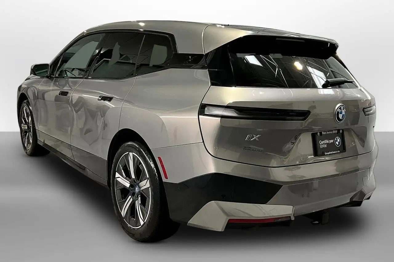 BMW iX - Image 4