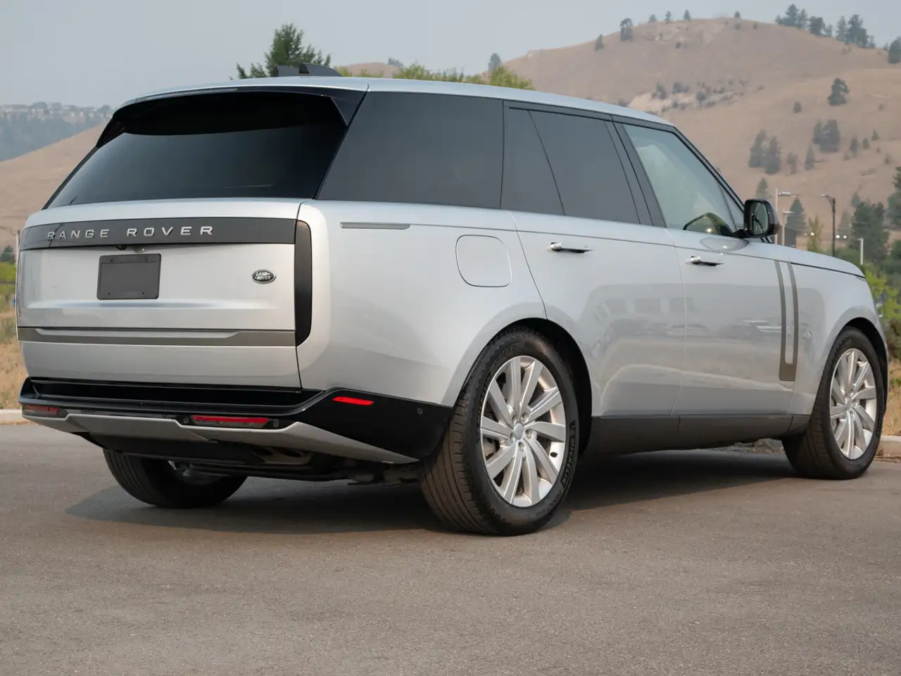 Land Rover Range Rover - Image 2