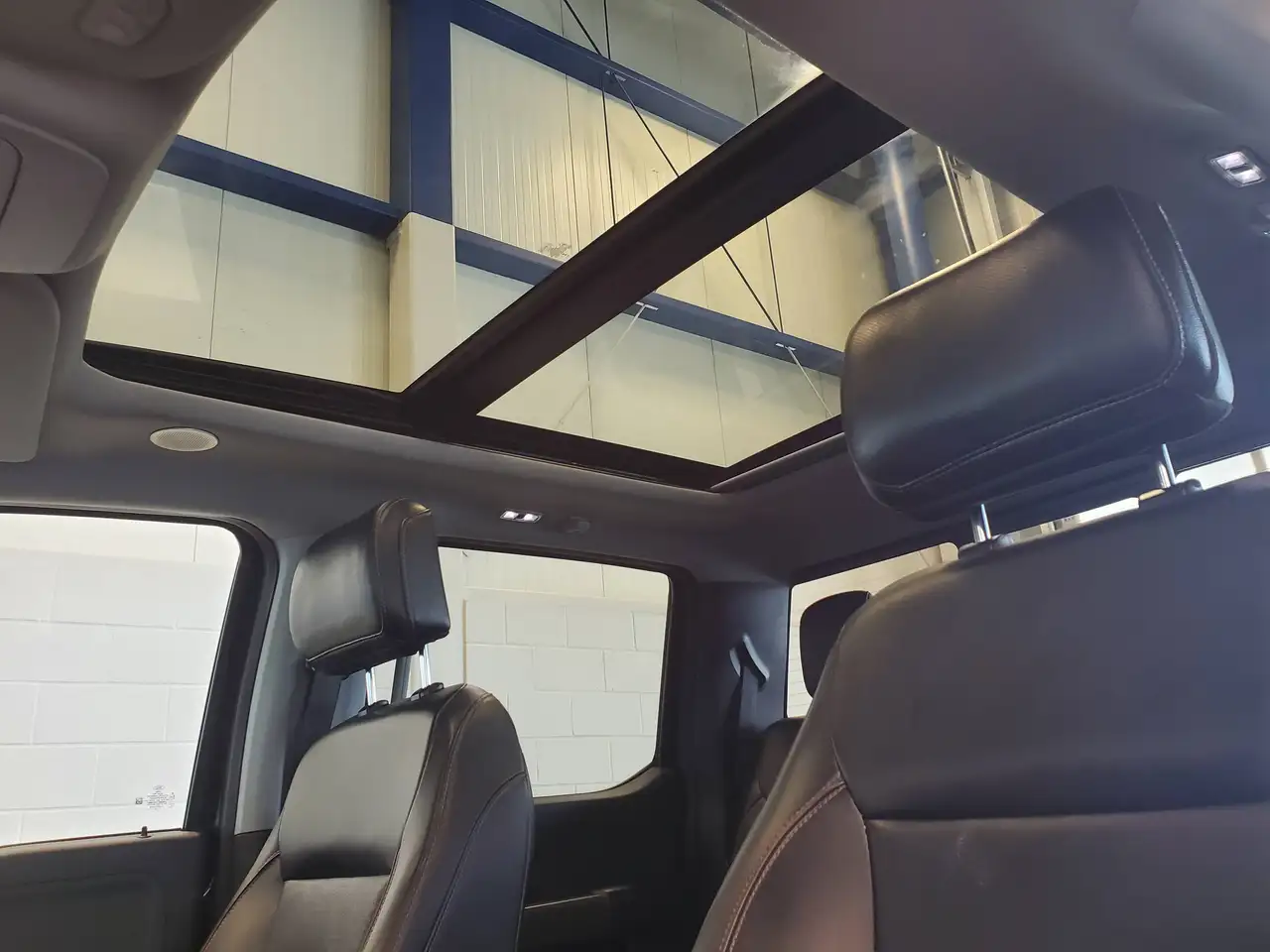 Ford F-150 - Image 17