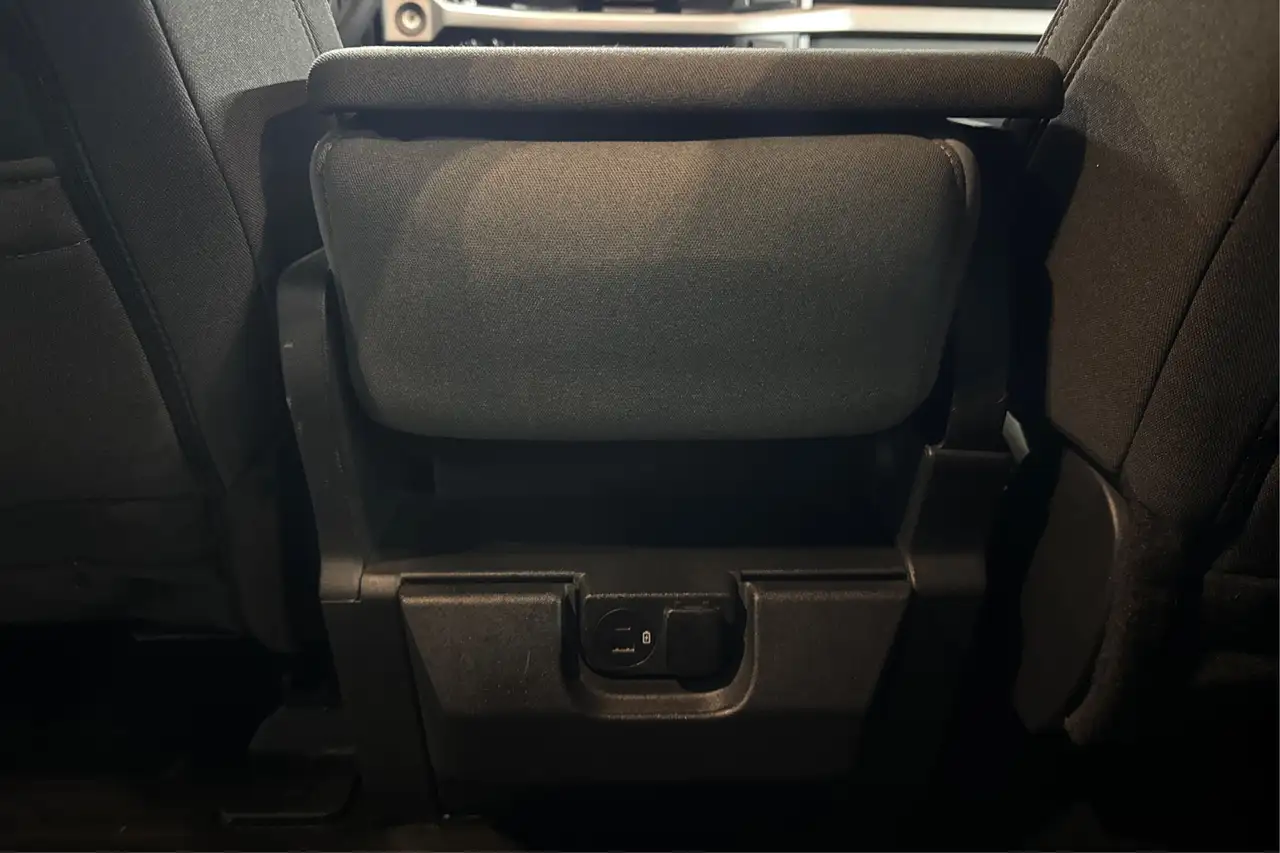 Ford F-150 - Image 21