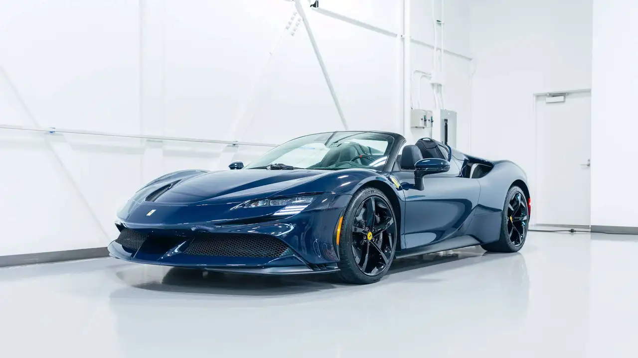 Ferrari SF90 Spider