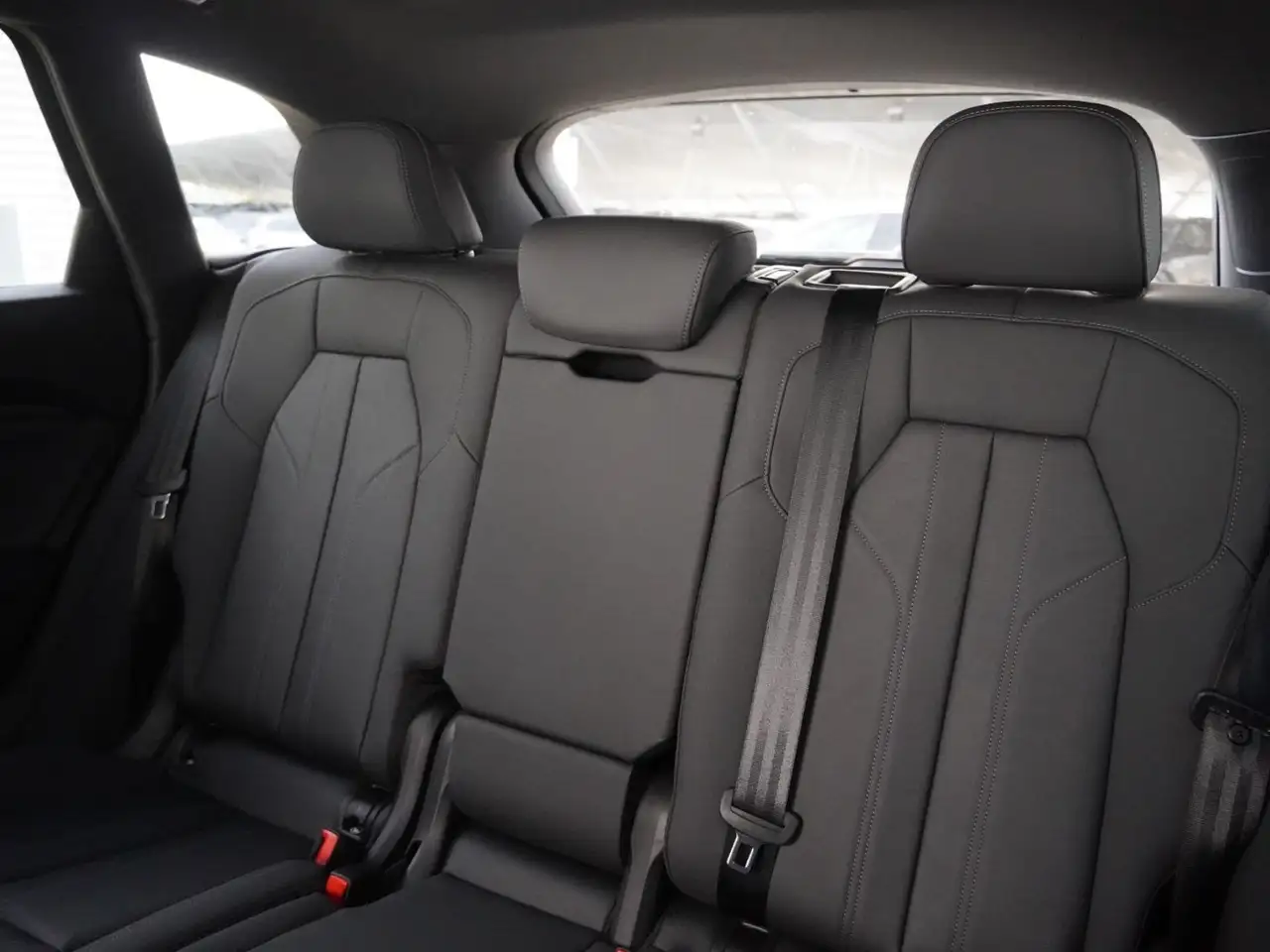 Audi Q5 - Image 14