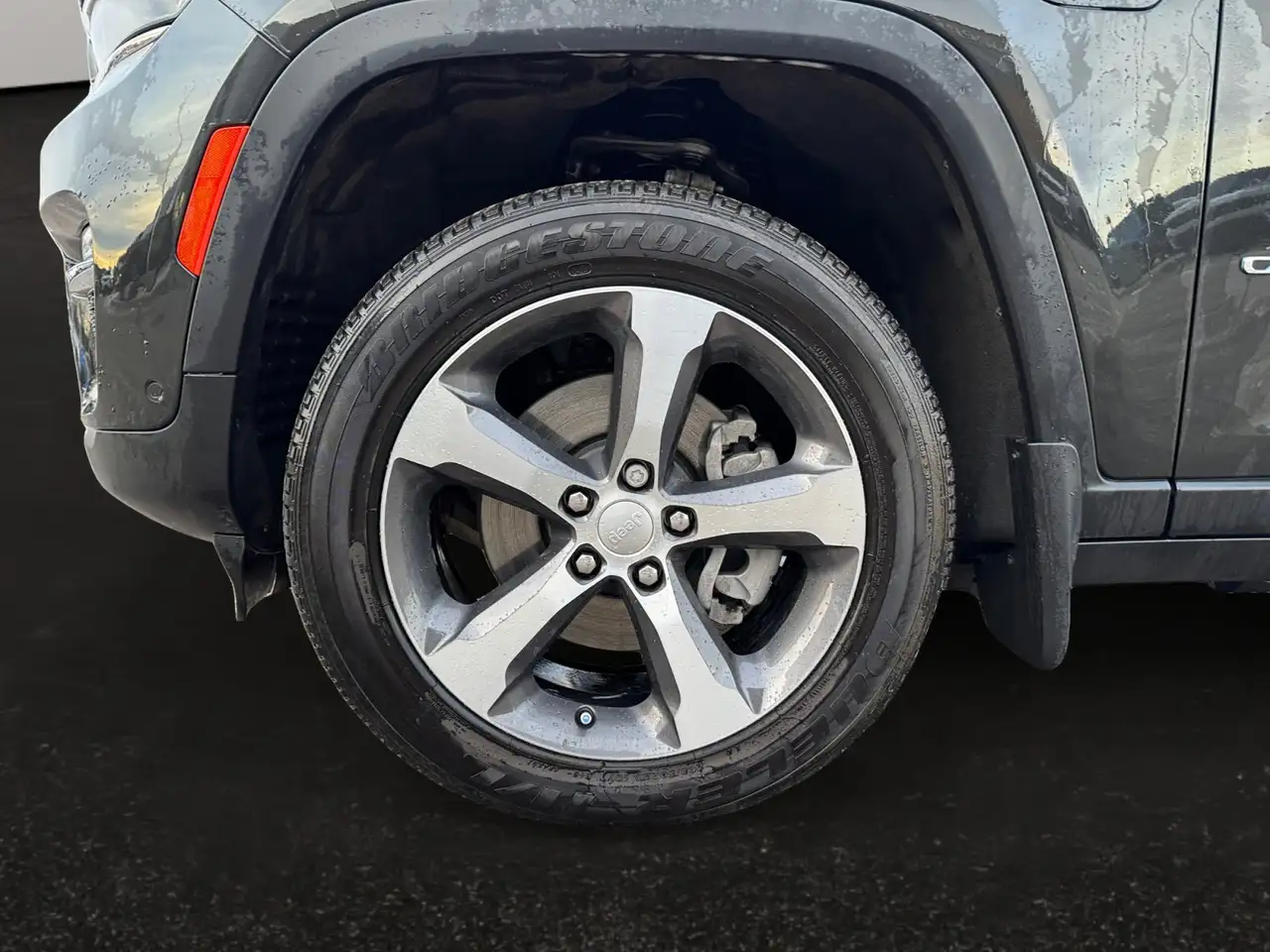 Jeep Grand Cherokee - Image 8