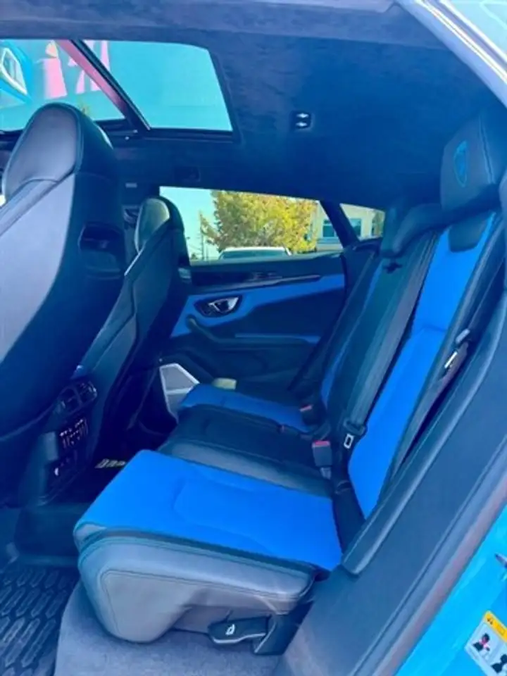 Lamborghini Urus - Image 13