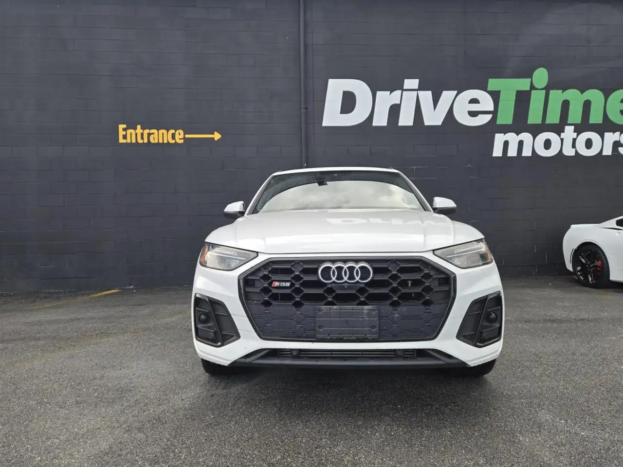 Audi SQ5 - Image 2