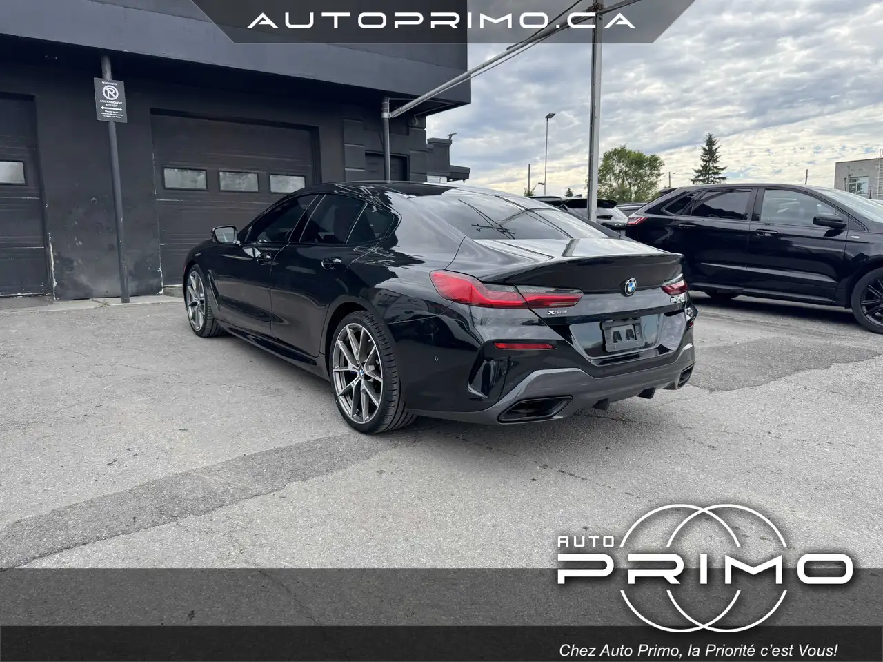BMW 8 Series - Image 8
