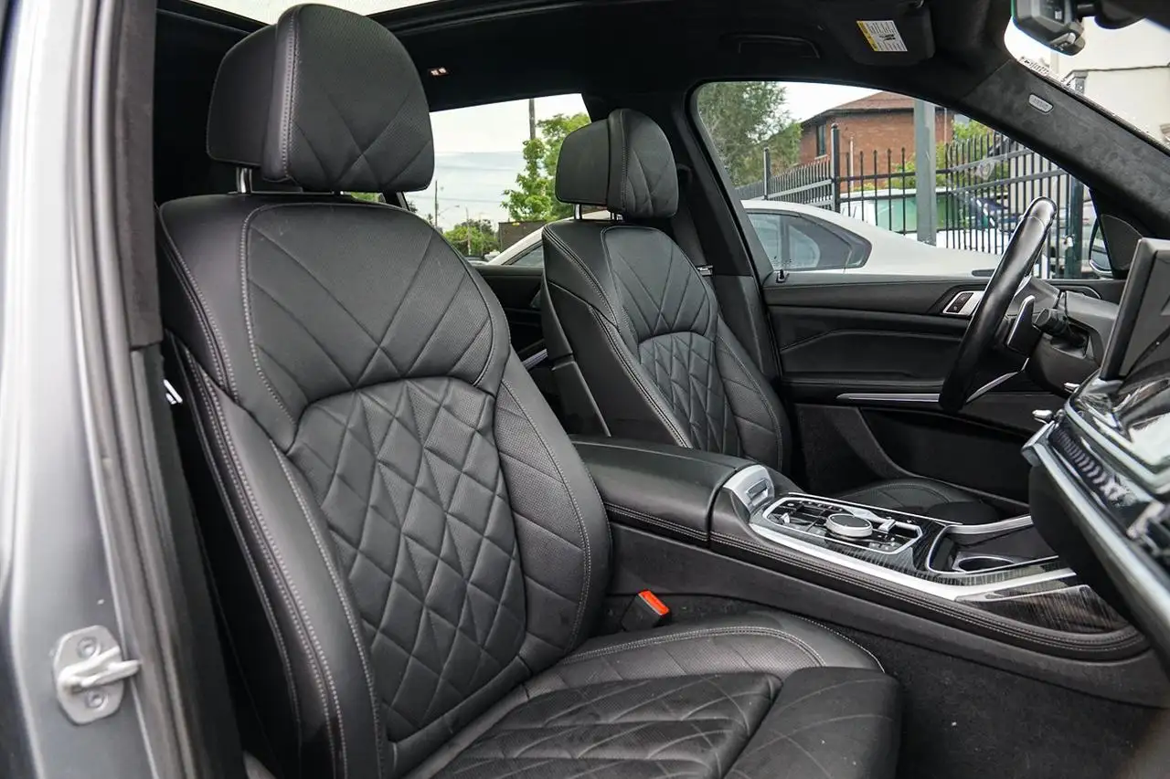 BMW X7 - Image 17