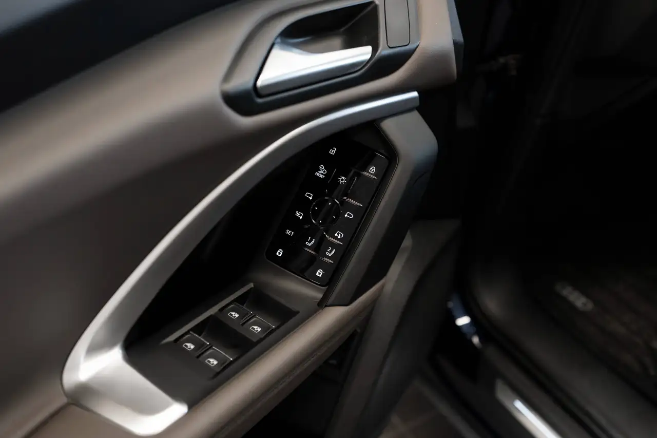 Audi Q5 - Image 18