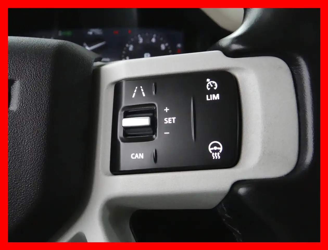 Land Rover Defender - Image 13