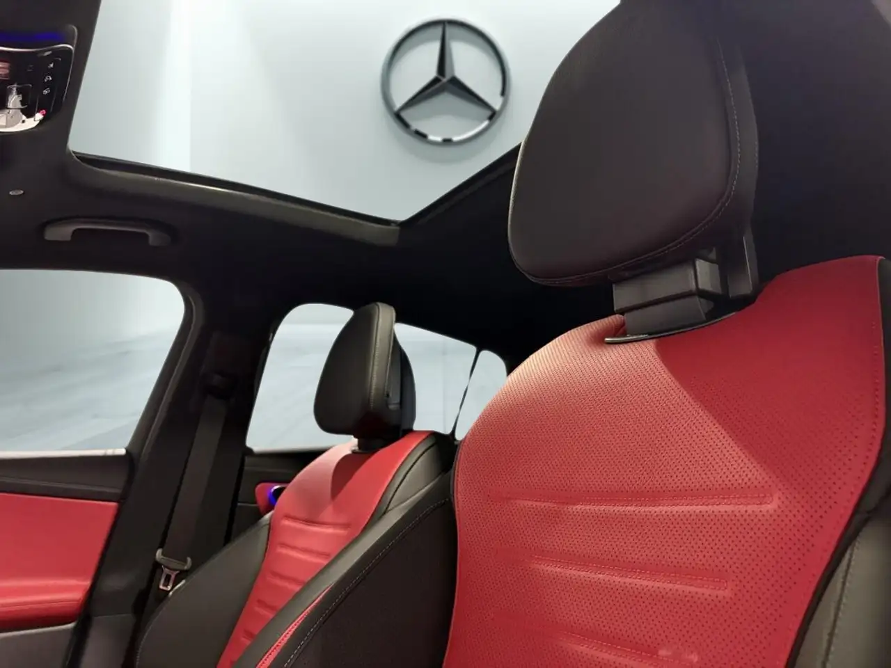 Mercedes-Benz GLC - Image 12