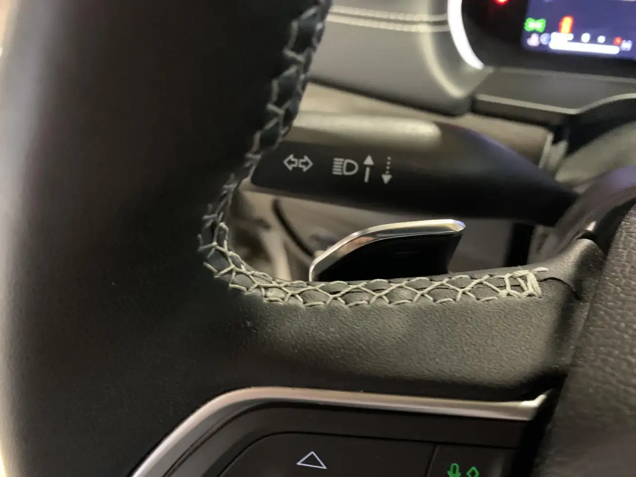 Jeep Grand Cherokee - Image 26