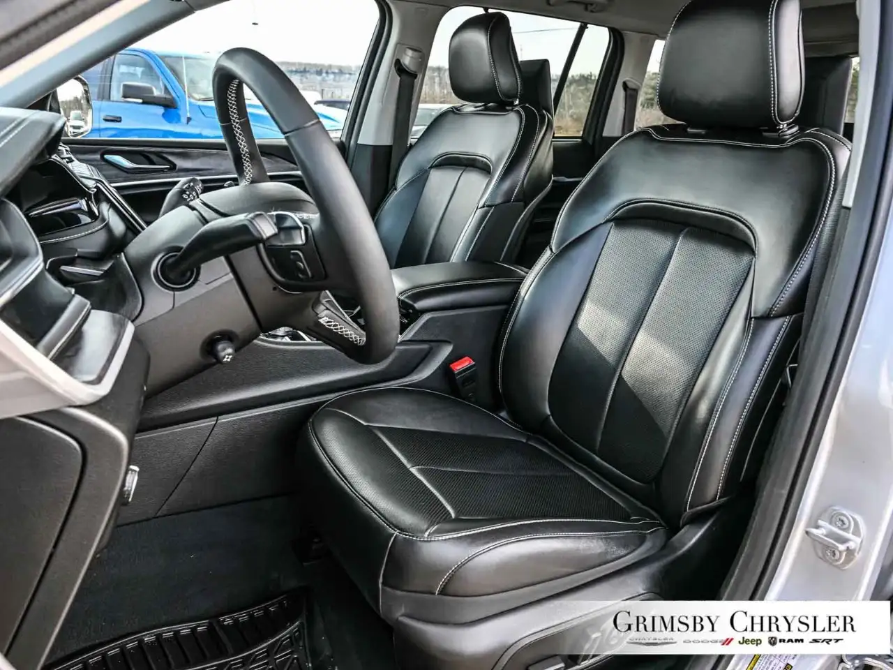 Jeep Grand Cherokee - Image 15