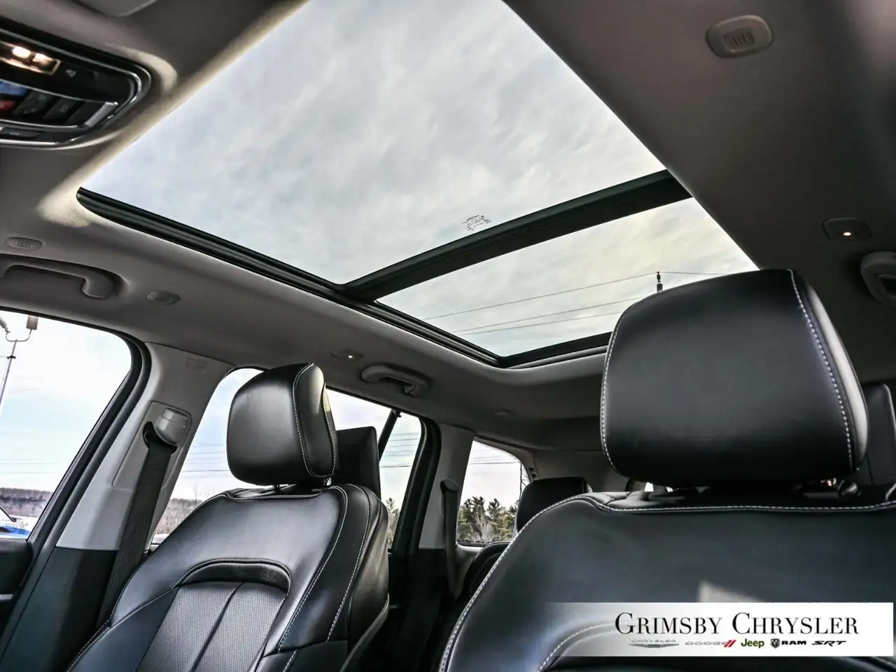 Jeep Grand Cherokee - Image 35