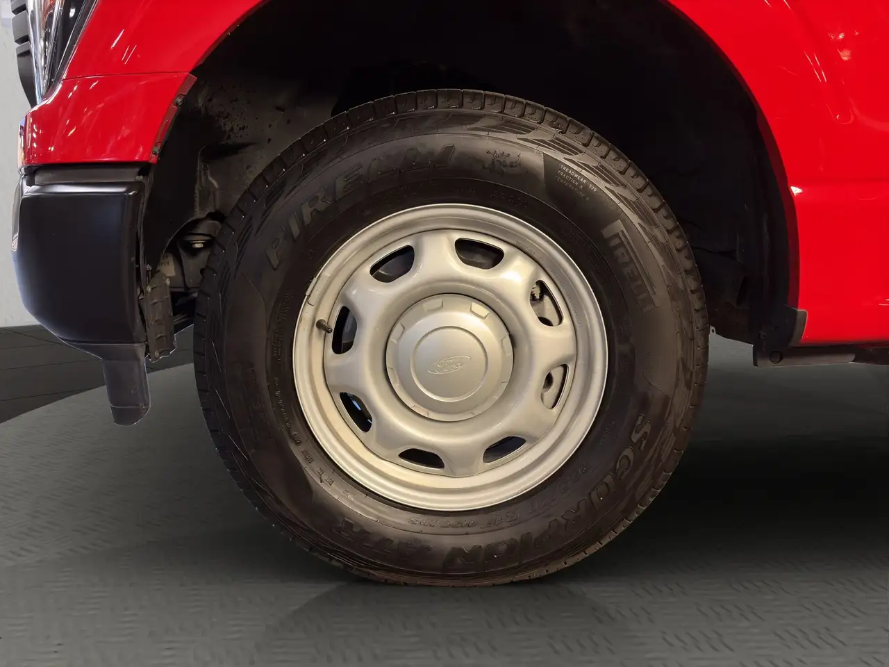 Ford F-150 - Image 18