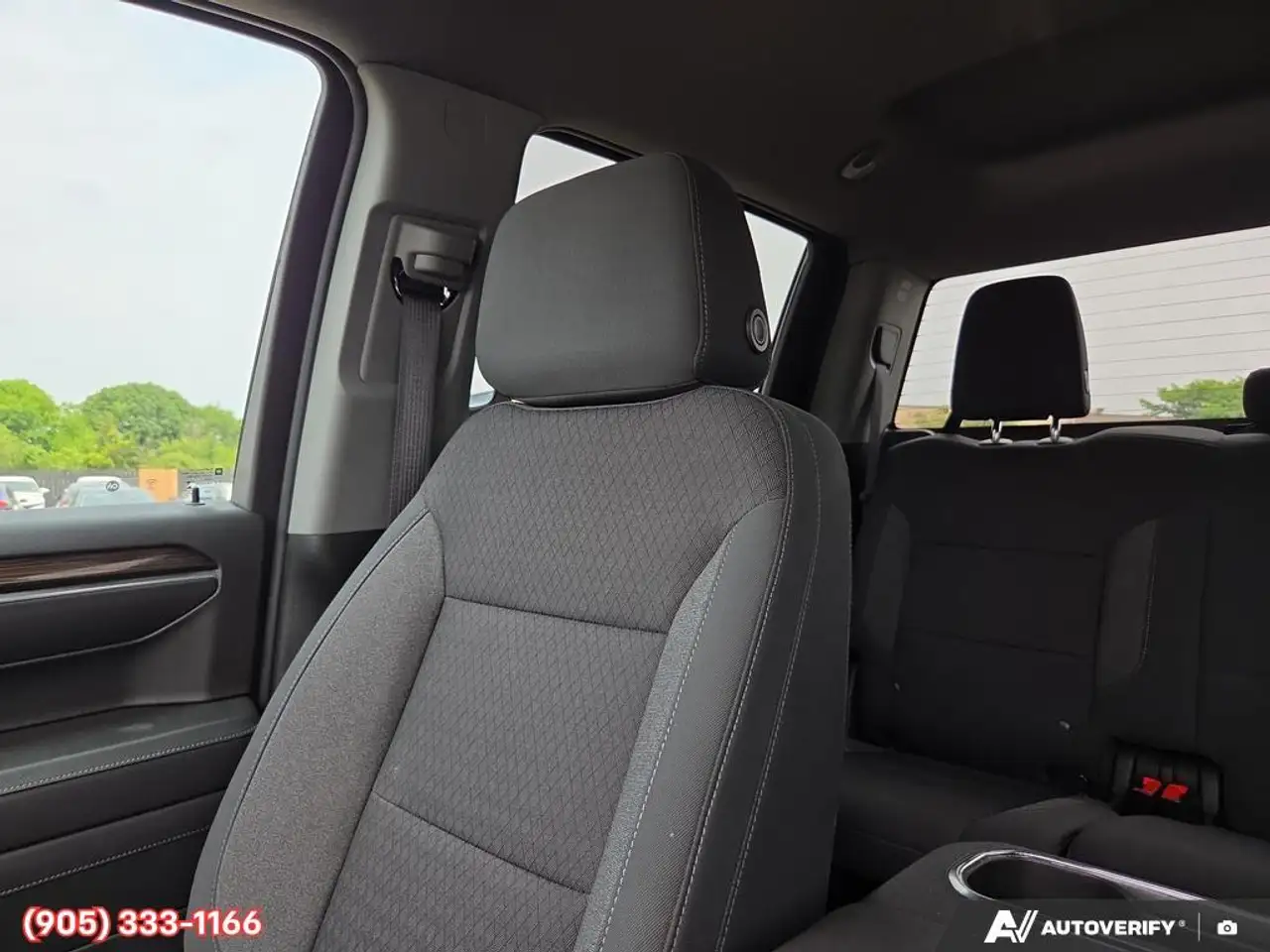 Chevrolet Silverado 1500 - Image 26