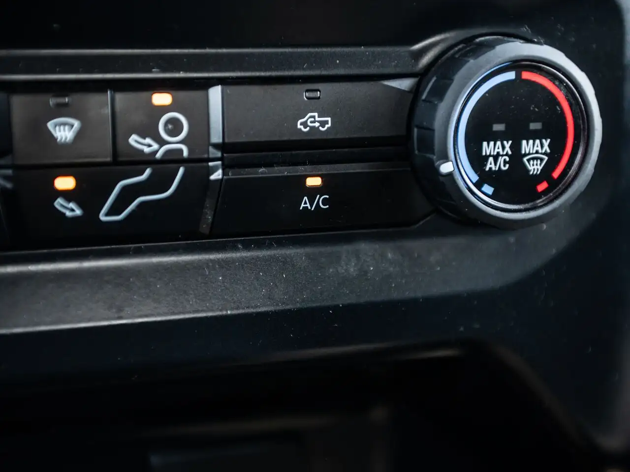 Ford F-150 - Image 25