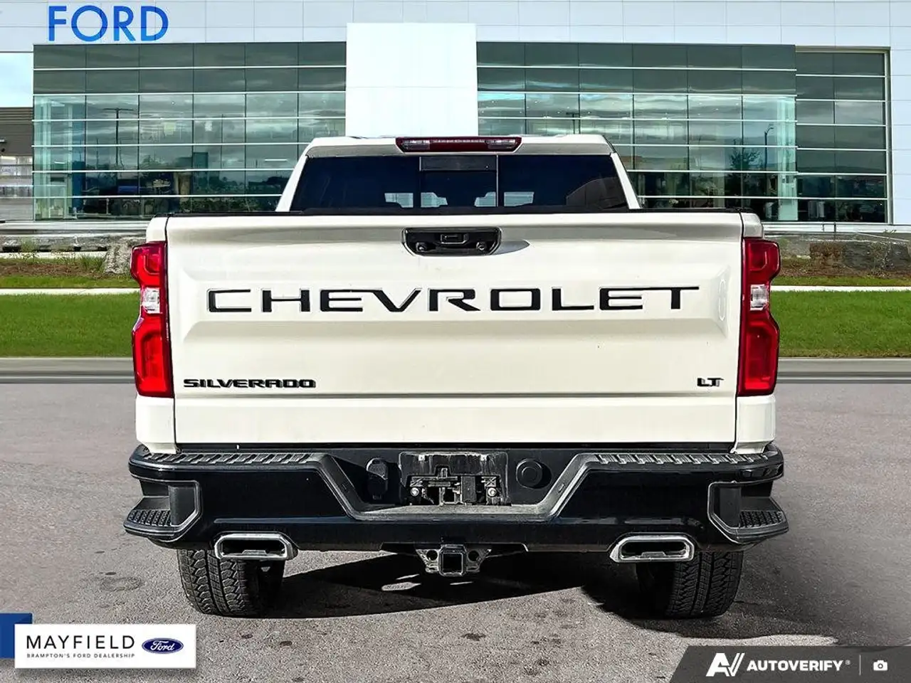 Chevrolet Silverado 1500 - Image 5