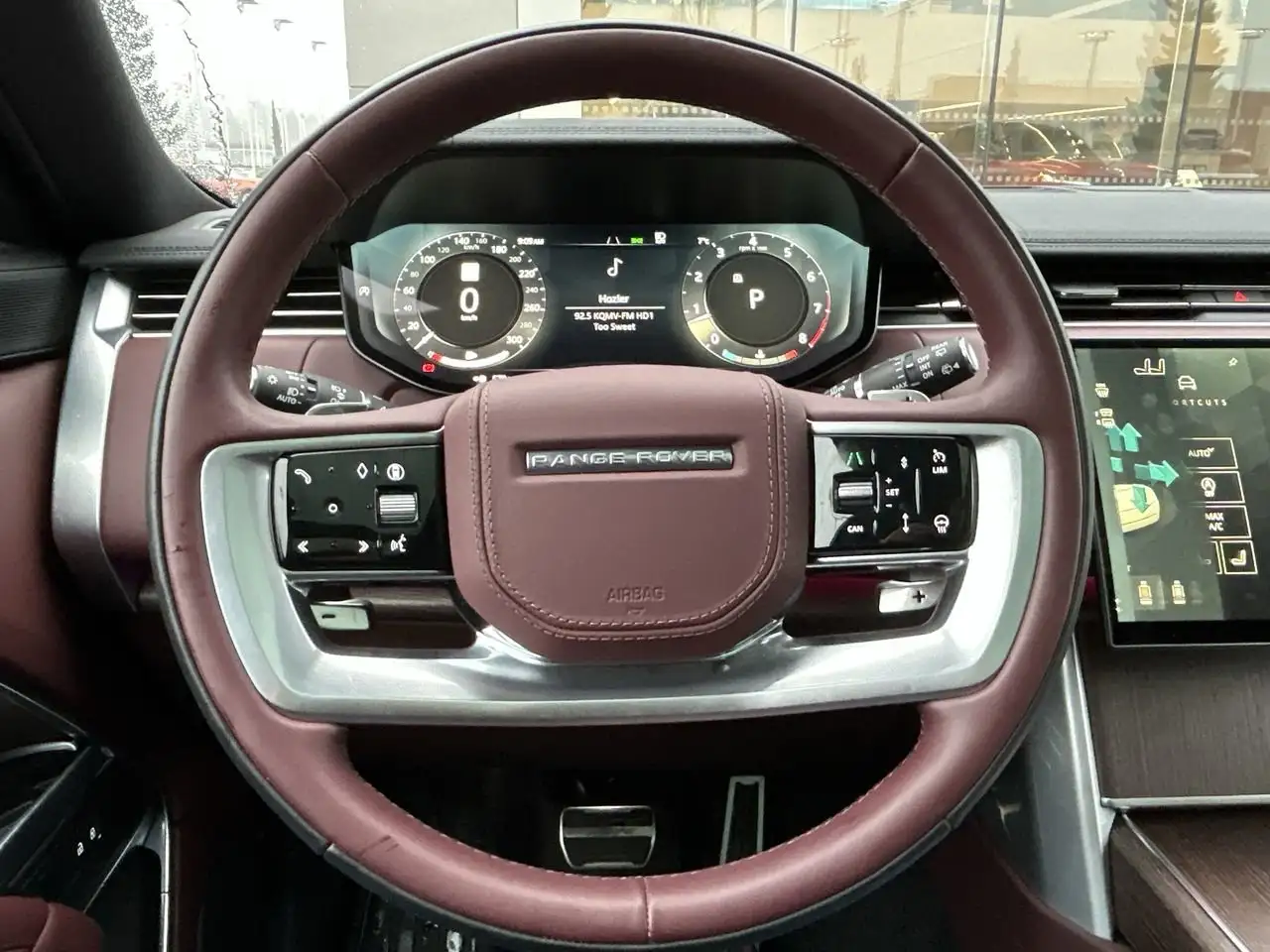 Land Rover Range Rover - Image 19