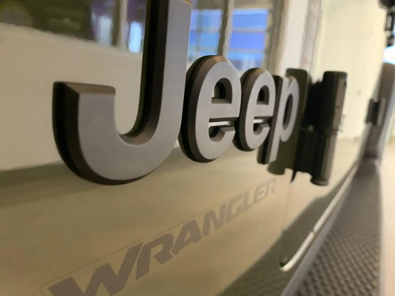 Jeep Wrangler - Image 33