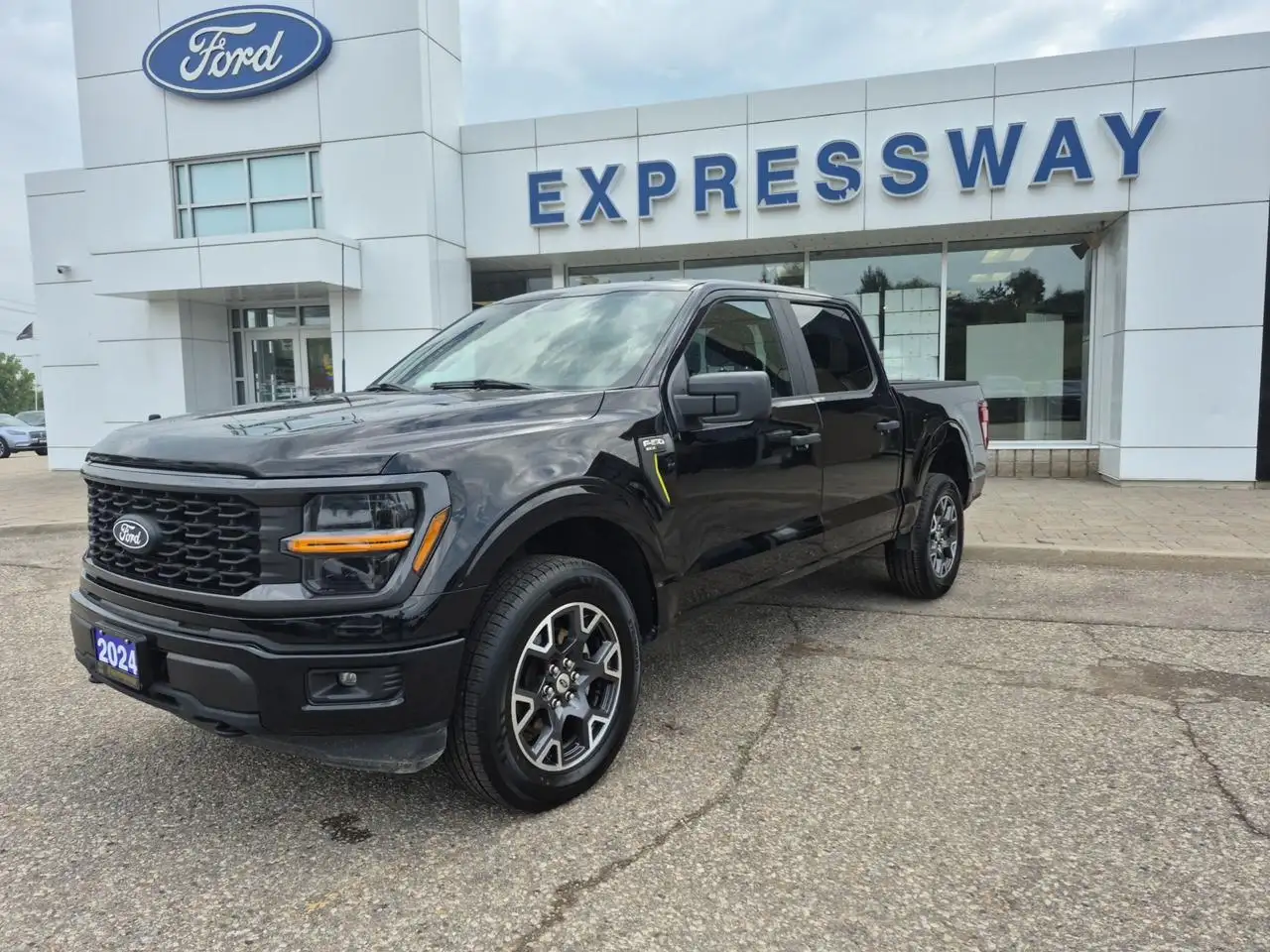 Ford F-150 - Image 2