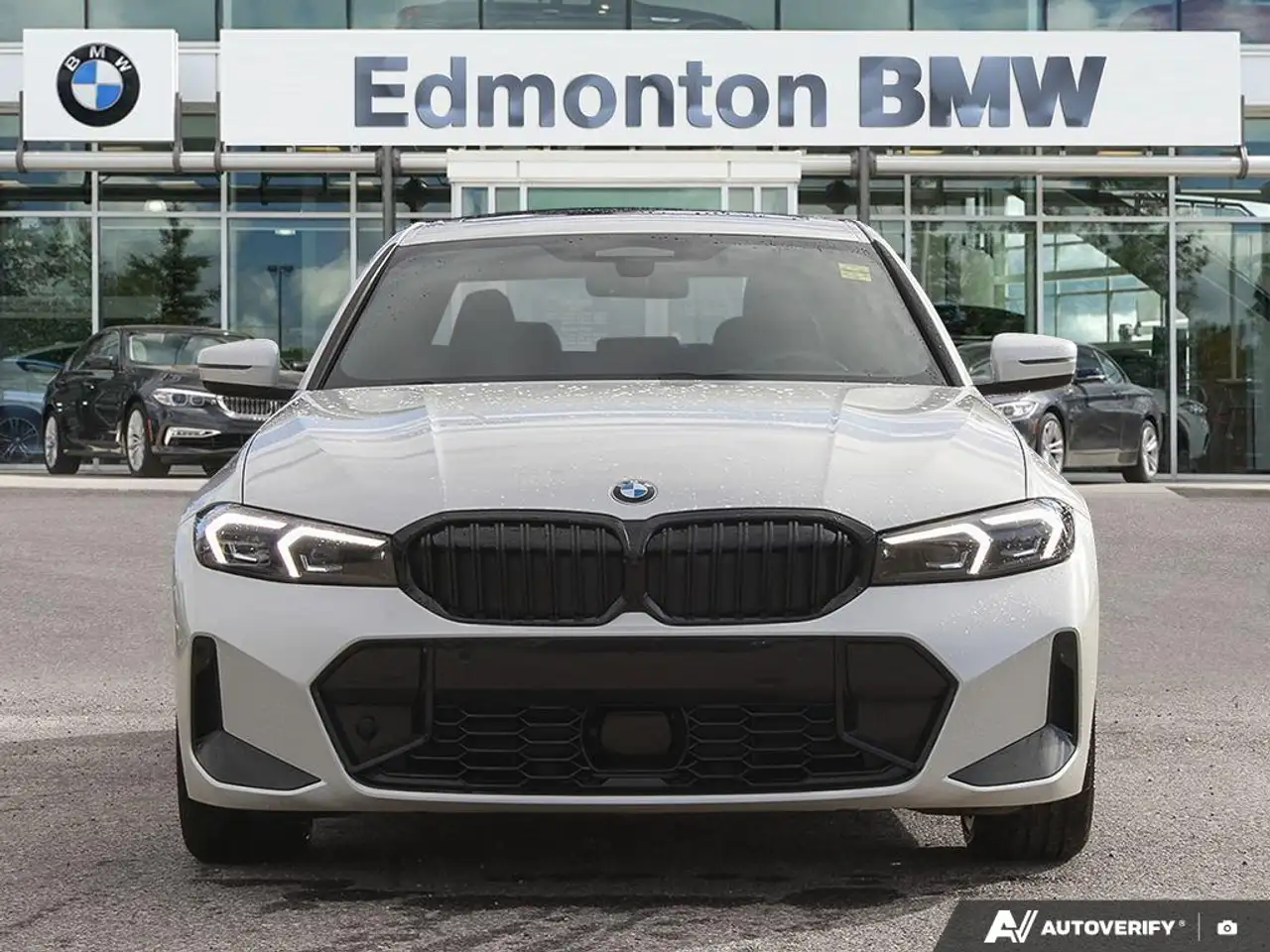 BMW 3 Series - Image 2