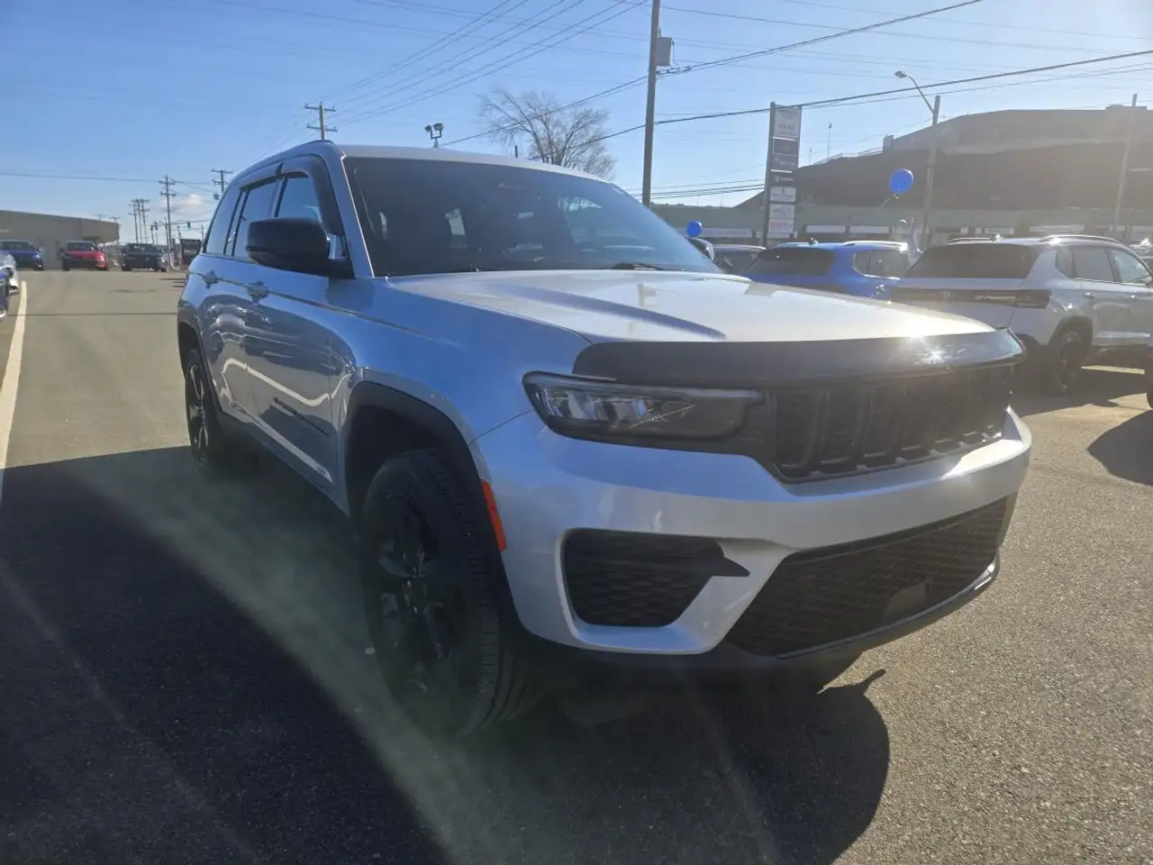 Jeep Grand Cherokee - Image 8
