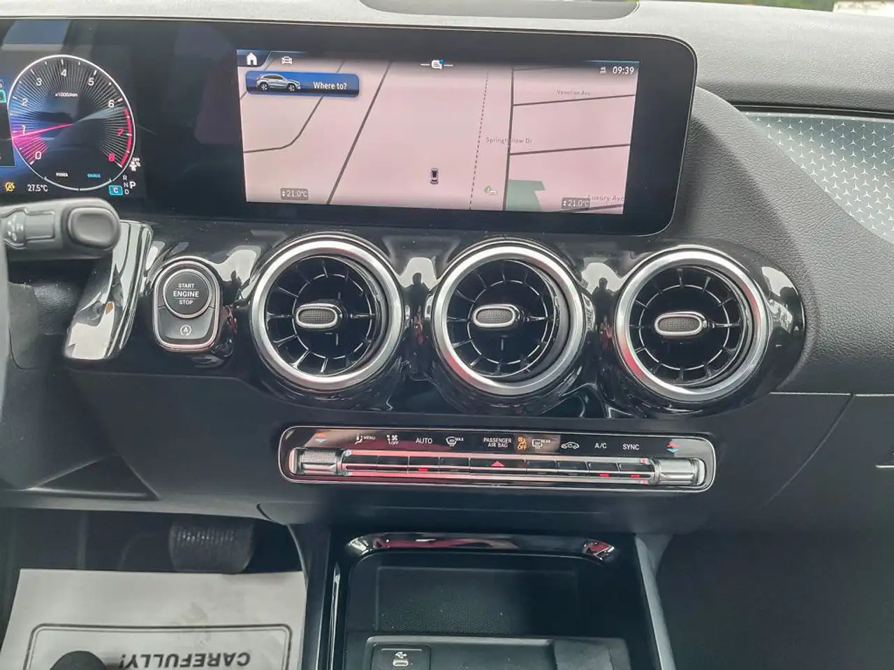 Mercedes-Benz GLA - Image 22