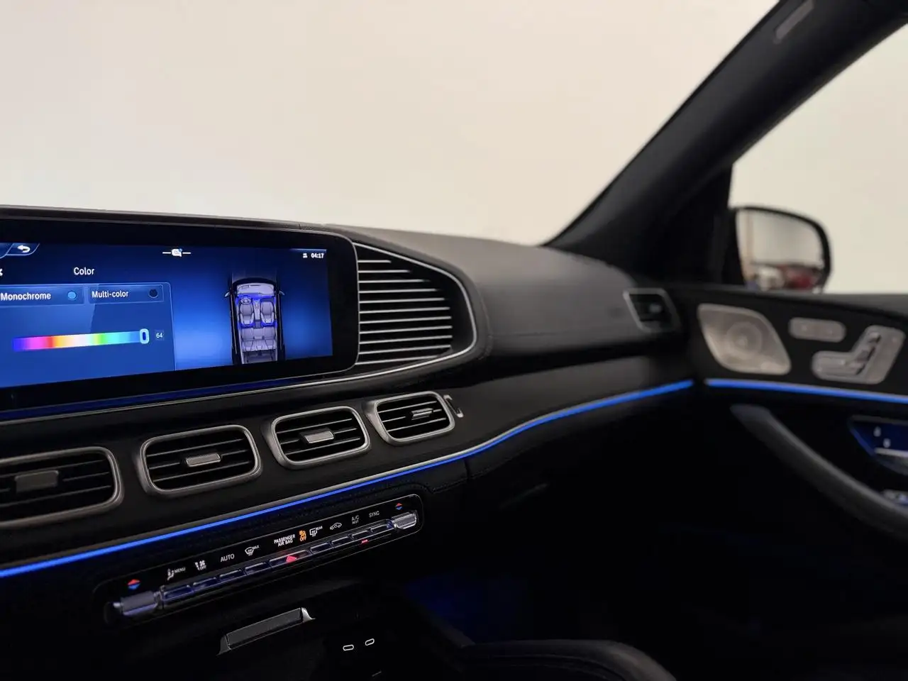 Mercedes-Benz GLE - Image 19