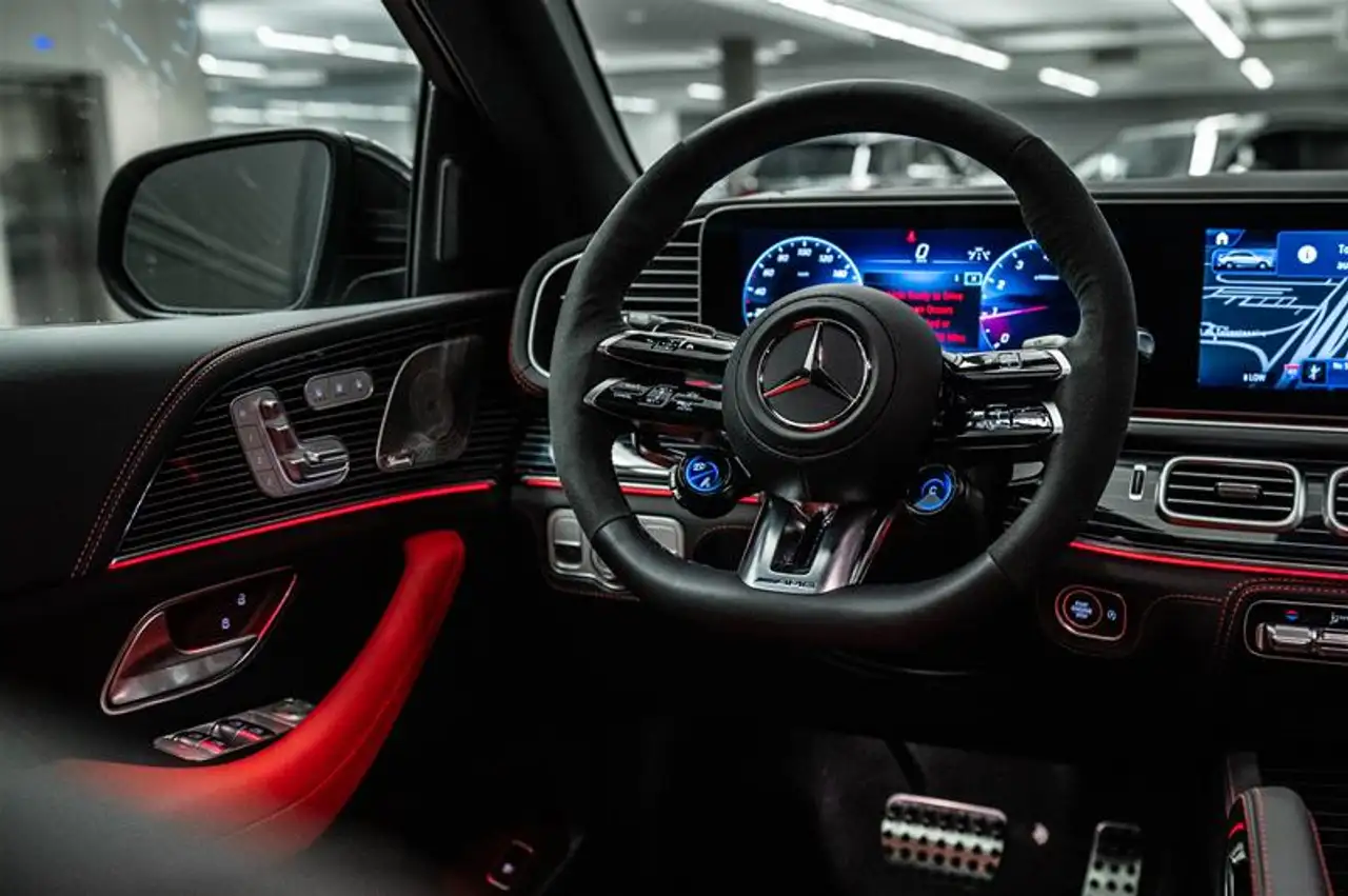 Mercedes-Benz GLE - Image 26