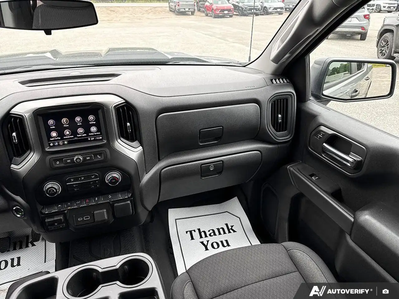 Chevrolet Silverado 1500 - Image 28
