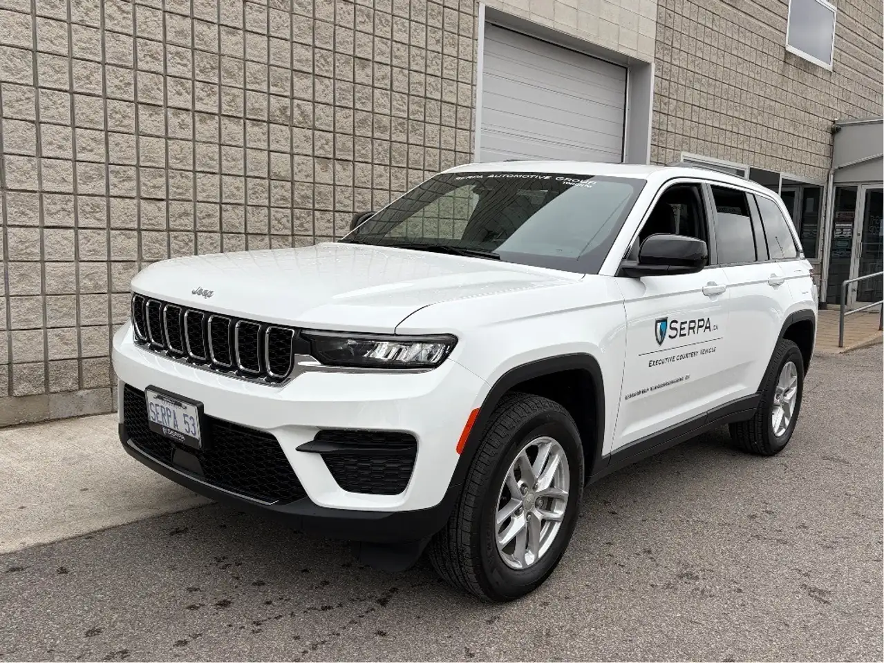 Jeep Grand Cherokee - Image 10