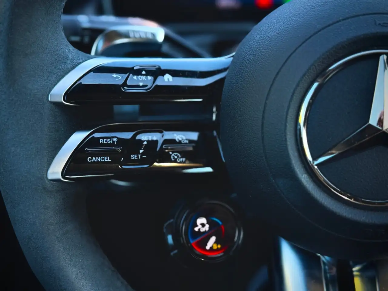 Mercedes-Benz C-Class - Image 31