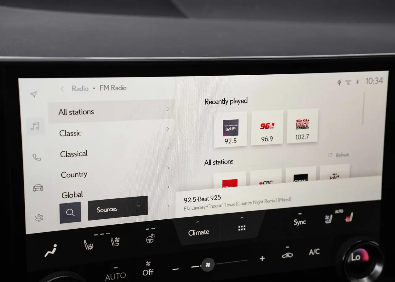 Lexus NX 350 - Image 21