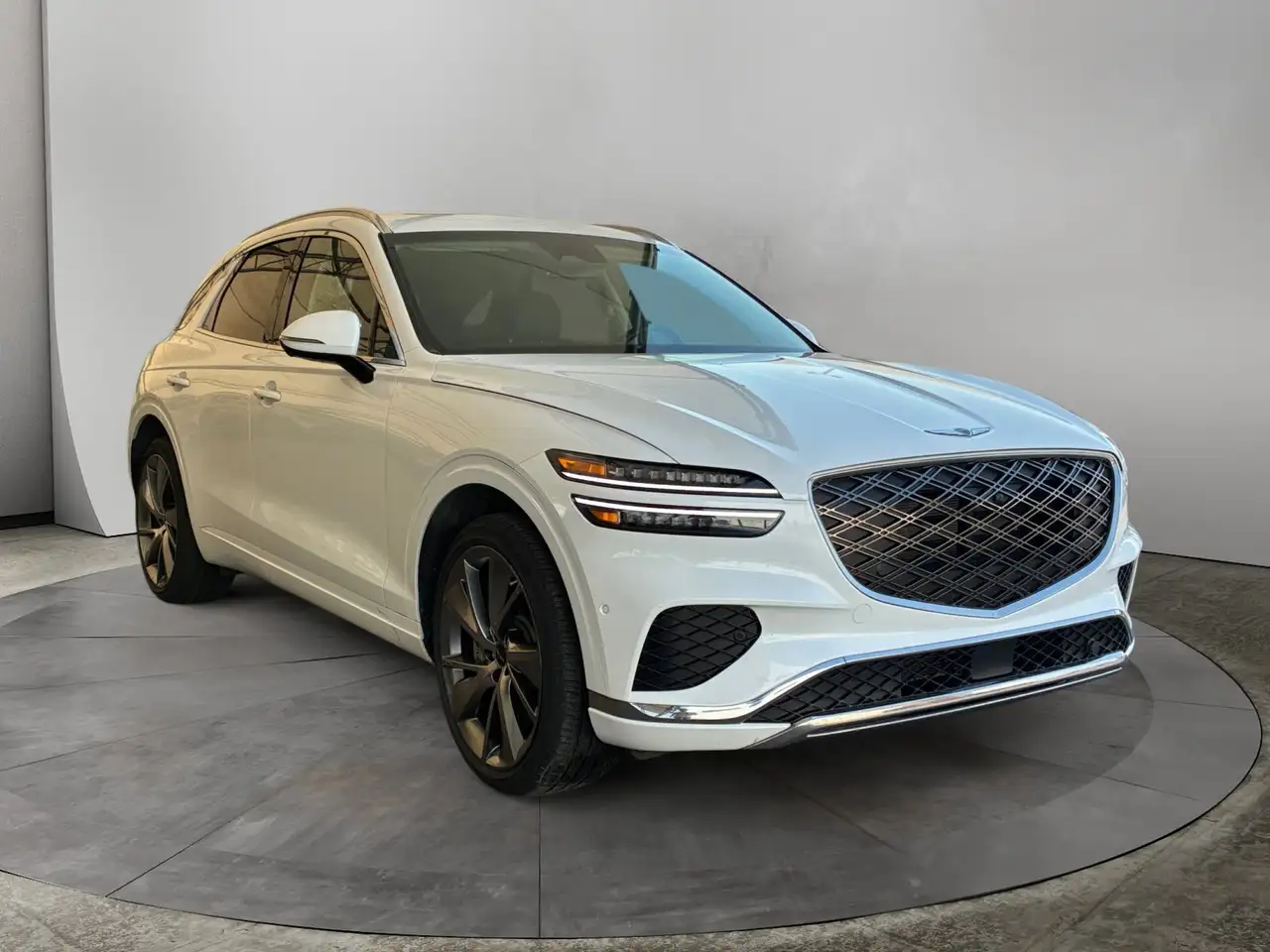 Genesis GV70 - Image 6