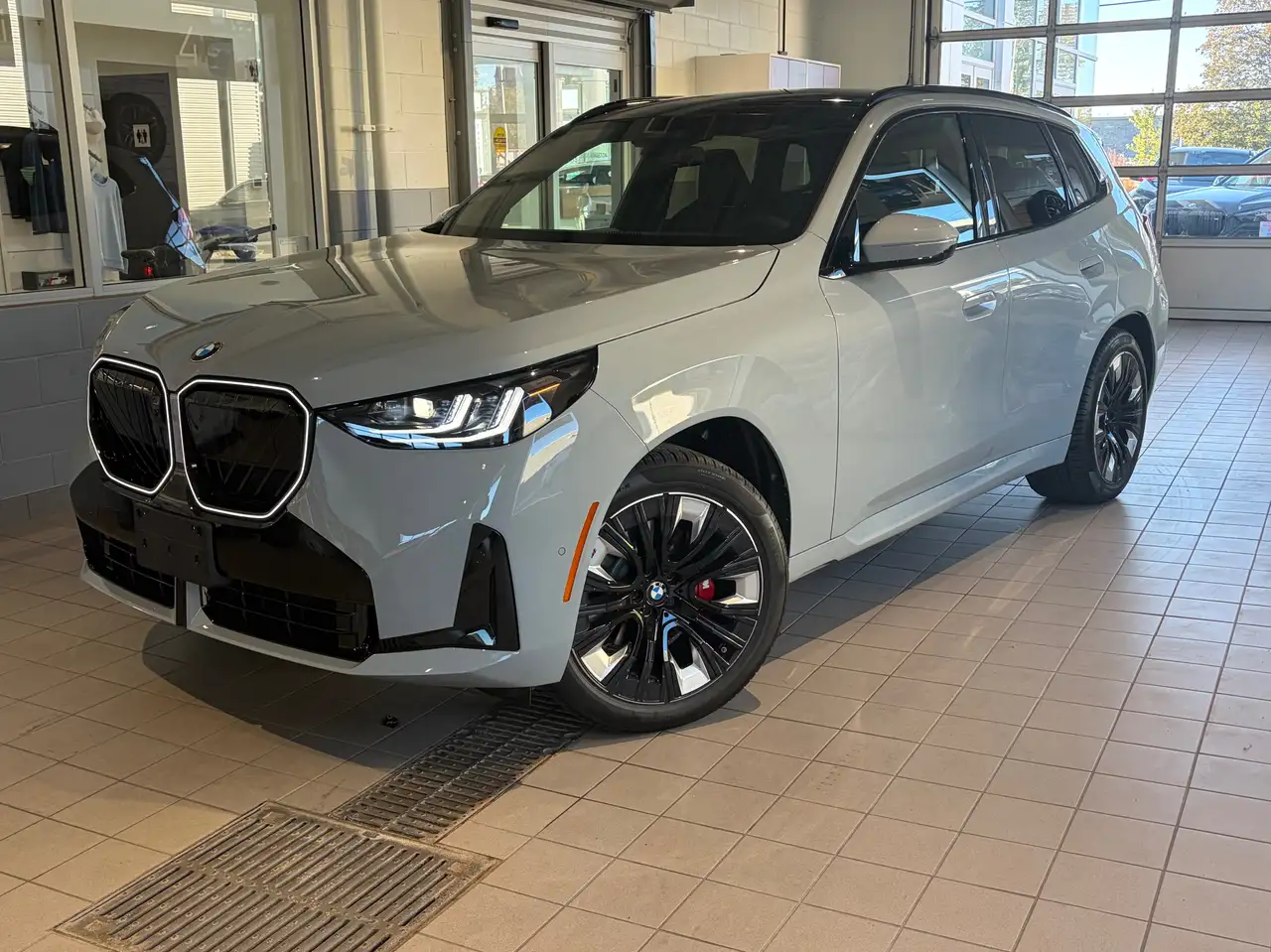BMW X3 - Image 1