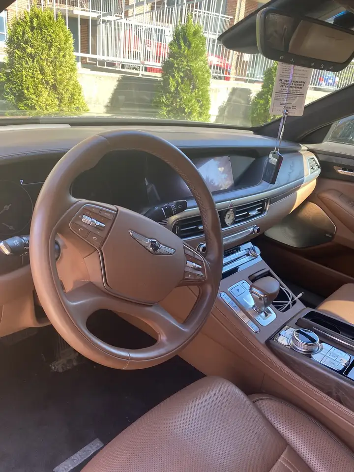 Genesis G90